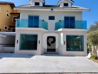 Sobrado com 4 Quartos à venda, 384m² no Barra da Tijuca, Rio de Janeiro