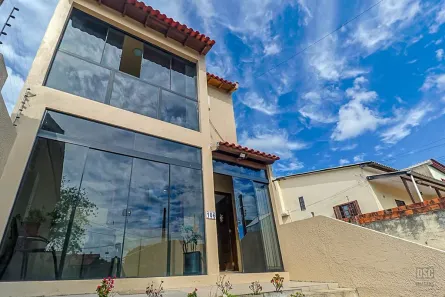 Prédio Comercial à venda, 95m² no Passo das Pedras, Porto Alegre