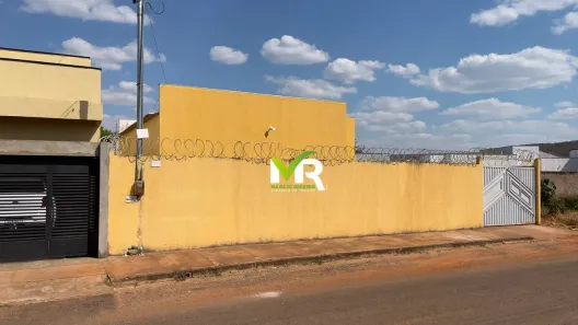 Casa com 3 Quartos à venda, 200m² no Centro, Caldas Novas
