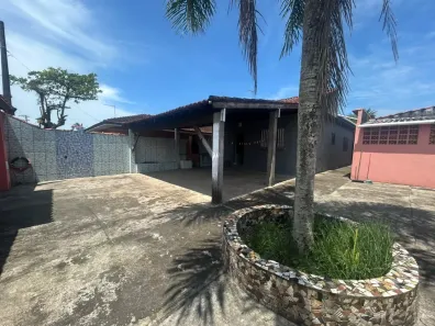 Casa com 4 Quartos à venda, 172m² no Balneario Gaivotas, Itanhaém