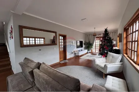 Casa com 3 Quartos à venda, 209m² no Jardim Europa, Bragança Paulista