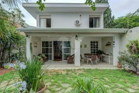 Casa com 4 Quartos para alugar, 322m² no Indianópolis, São Paulo