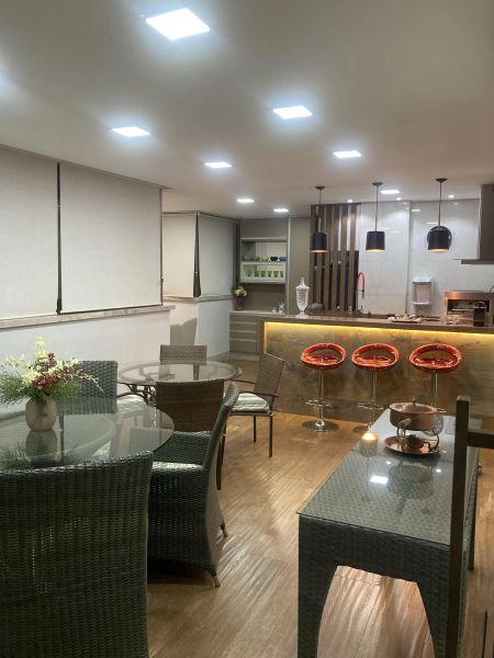 Apartamento com 4 quartos — Serra, Belo Horizonte