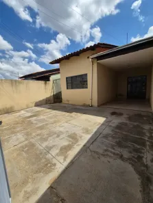 Casa com 3 Quartos para alugar, 220m² no Jardim Helvécia, Aparecida de Goiânia