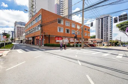 Apartamento com 2 Quartos à venda, 74m² no Água Verde, Curitiba