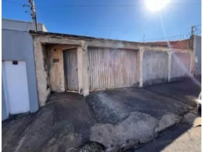 Casa com 2 Quartos à venda, 66m² no Maria Rezende, Uberlândia