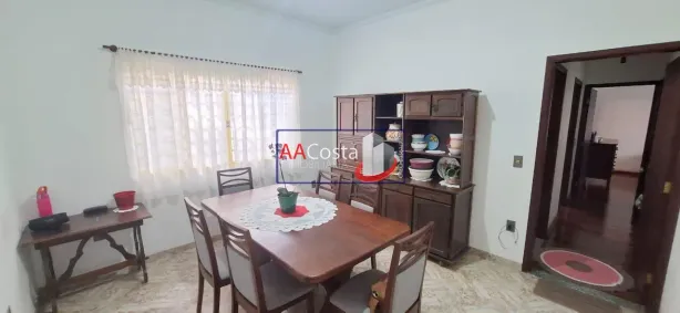 Casa com 3 Quartos à venda, 220m² no São Joaquim, Franca