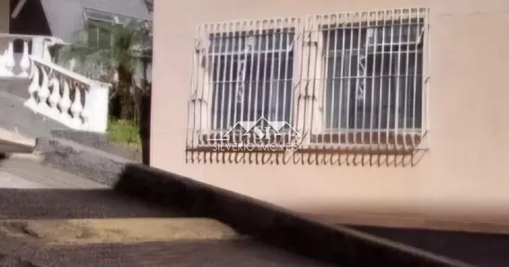 Apartamento com 2 Quartos à venda, 58m² no Bingen, Petrópolis