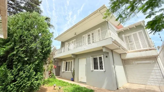 Casa com 3 Quartos à venda, 326m² no São Sebastião, Porto Alegre
