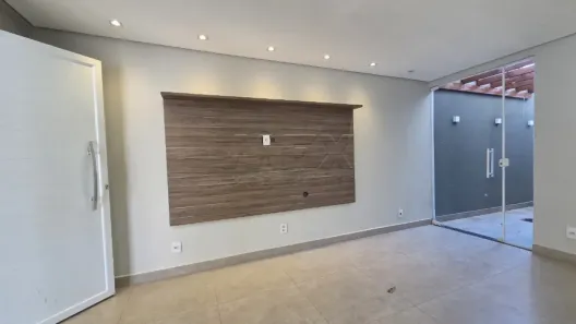 Casa com 4 Quartos para alugar, 231m² no Jardim Estoril IV, Bauru