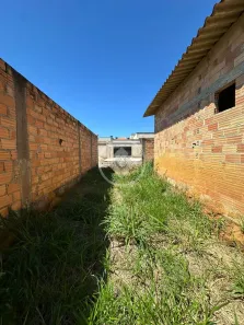 Casa com 2 Quartos à venda, 360m² no Village dos Ipês, Hidrolândia
