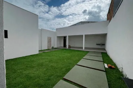 Casa com 3 Quartos à venda, 130m² no Laranjeiras, Uberlândia