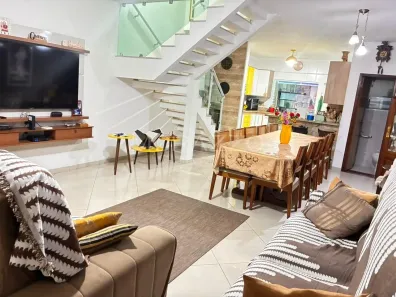Sobrado com 3 Quartos à venda, 153m² no Parque Imperial, Jacareí