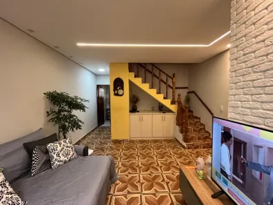 Casa com 3 Quartos à venda, 76m² no Camargos, Belo Horizonte