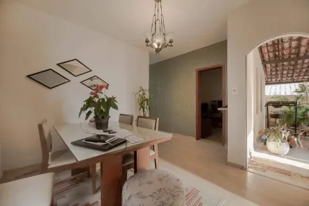 Casa com 3 Quartos à venda, 250m² no Glória, Contagem