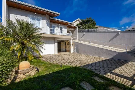 Casa com 4 Quartos para alugar, 267m² no Mossunguê, Curitiba