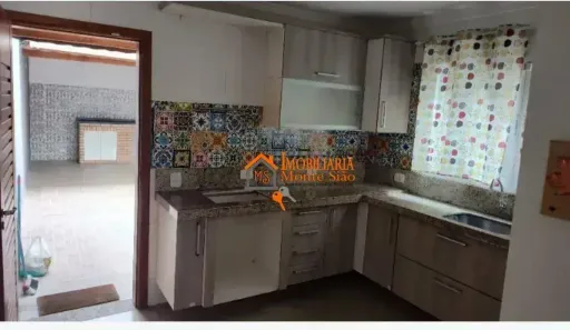 Sobrado com 3 Quartos à venda, 135m² no Jardim Adriana, Guarulhos