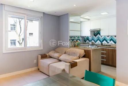 Apartamento com 2 Quartos à venda, 52m² no Santo Antônio, Porto Alegre