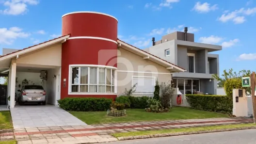 Casa com 3 Quartos à venda, 220m² no Cachoeira do Bom Jesus, Florianópolis