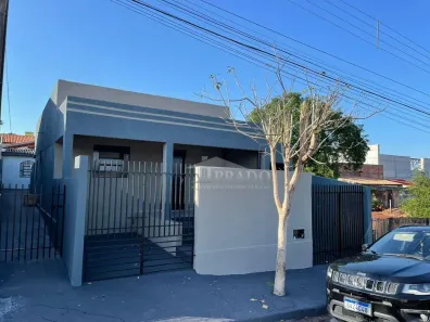 Casa com 3 Quartos à venda, 170m² no Rosa de 3 Ouro, Ibiporã