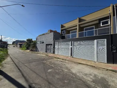 Casa com 3 Quartos à venda, 145m² no Parque Residencial Tubarão, Serra