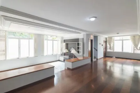 Casa com 3 Quartos à venda, 550m² no Vila Floresta, Santo André
