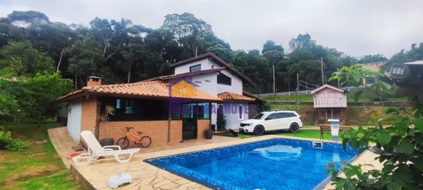Fazenda/Sítio com 4 Quartos à venda, 1500m² no Curral, Ibiúna
