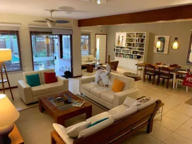 Casa com 3 Quartos à venda, 300m² no Portinho, Cabo Frio