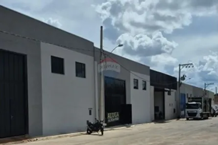 Galpão/Depósito/Armazém para alugar, 570m² no Estância Poços de Caldas, Poços de Caldas