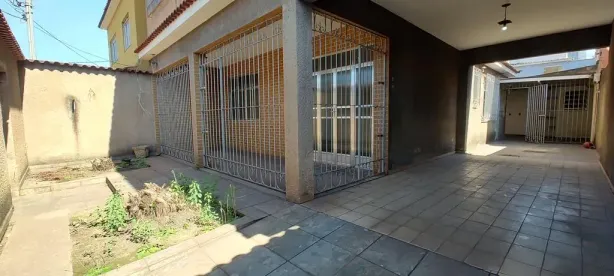 Casa com 4 Quartos à venda, 260m² no Retiro, Volta Redonda