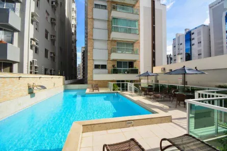 Apartamento com 2 Quartos para alugar, 75m² no Centro, Florianópolis