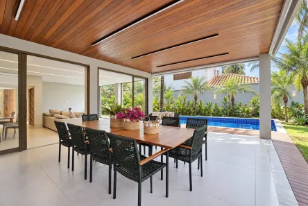 Sobrado com 5 Quartos à venda, 402m² no Residencial Alphaville Flamboyant, Goiânia