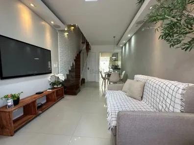 Sobrado com 2 Quartos à venda, 76m² no Rio Branco, Canoas