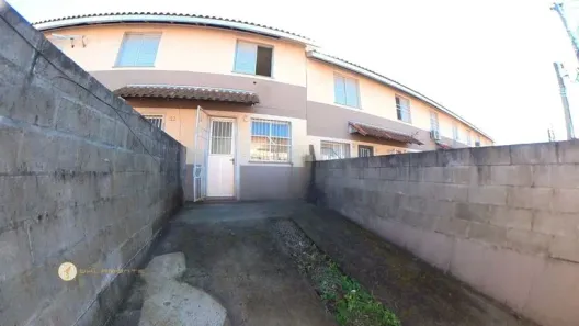 Casa com 2 Quartos para alugar, 90m² no Jardim Betânia, Cachoeirinha