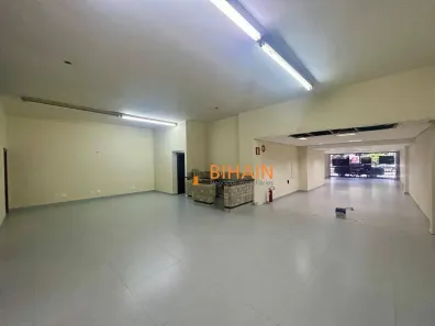 Ponto Comercial para alugar, 180m² no Santa Efigênia, Belo Horizonte