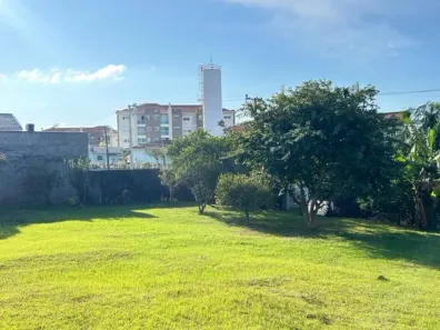 Lote/Terreno à venda, 735m² no Centro, São José