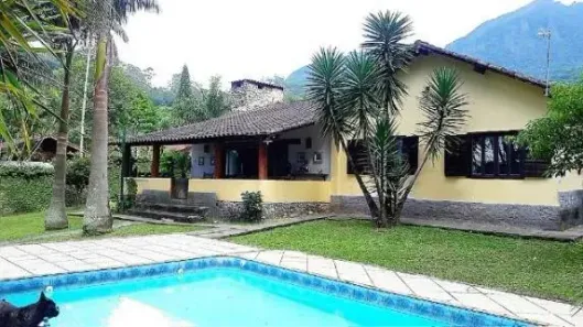 Casa com 5 Quartos à venda, 400m² no Penedo, Itatiaia