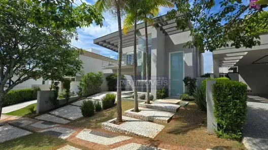 Casa de Condomínio com 4 Quartos para alugar, 278m² no Centro, Campinas