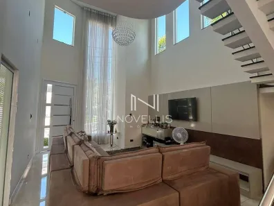 Casa de Condomínio com 3 Quartos à venda, 285m² no Parque Califórnia, Jacareí
