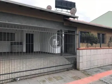 Casa com 3 Quartos à venda, 135m² no Centro, Balneário Camboriú