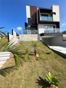 Casa de Condomínio com 3 Quartos à venda, 220m² no Cézar de Souza, Mogi das Cruzes
