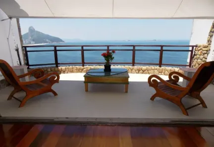 Casa de Condomínio com 6 Quartos para alugar, 550m² no Joá, Rio de Janeiro