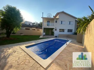Casa com 3 Quartos para alugar, 285m² no Vilagge Capricio, Louveira