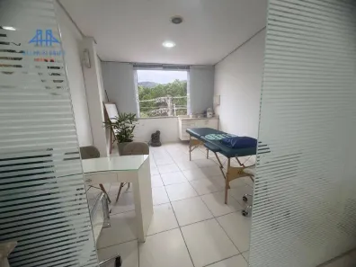 Sala Comercial para alugar, 38m² no Córrego Grande, Florianópolis