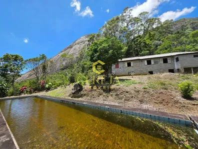 Fazenda/Sítio com 1 Quarto à venda, 292668m² no Cascatinha, Nova Friburgo