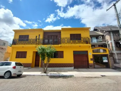 Casa com 4 Quartos à venda, 353m² no Centro, Bagé