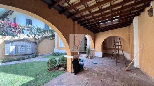 Sobrado com 3 Quartos à venda, 300m² no Jardim Europa, São Paulo