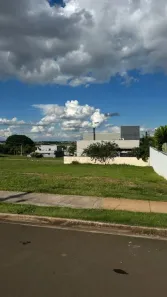 Lote/Terreno à venda, 417m² no Samambaia Parque Residencial, Bauru