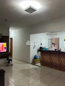 Casa com 2 Quartos à venda, 200m² no Loteamento Ilha Bela, Uberaba