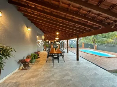 Casa com 4 Quartos à venda, 400m² no Cidade Jardim, Uberlândia